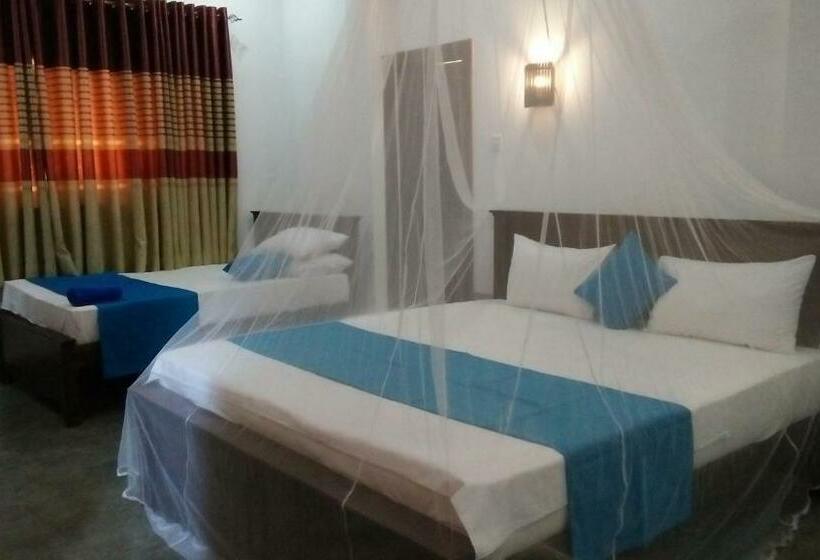 חדר משפחתי, Sunworld Villa