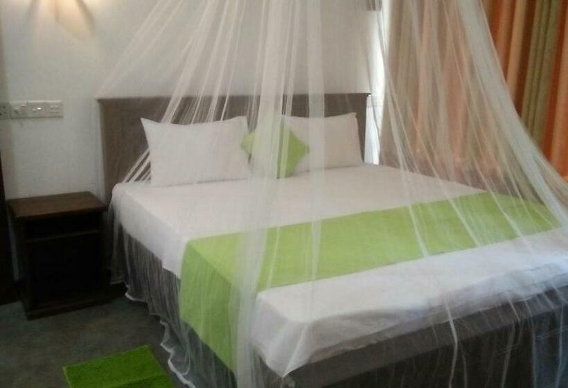 חדר סטנדרט עם מרפסת, Sunworld Villa