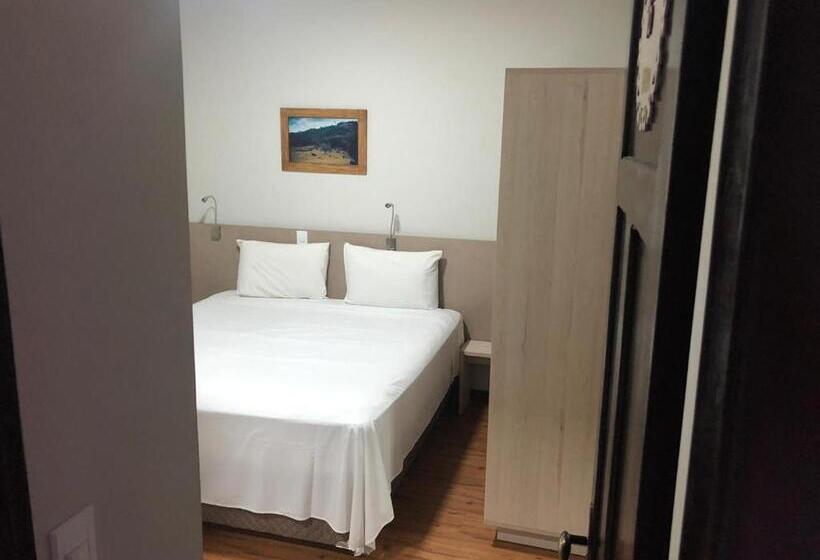 غرفة قياسية, Pousada Casarao Schmidt