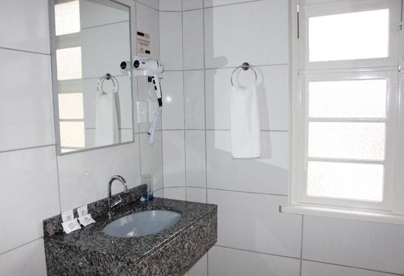 غرفة ديلوكس رباعية, Pousada Casarao Schmidt