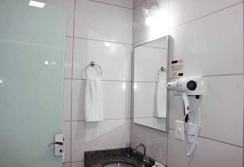 غرفة ديلوكس ثلاثية, Pousada Casarao Schmidt