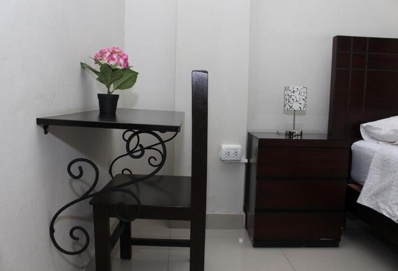 标准单人间, Estancia Real