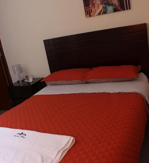 标准单人间, Estancia Real