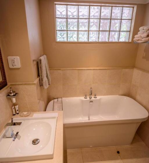 اتاق استاندارد, Mac Atini Guest House