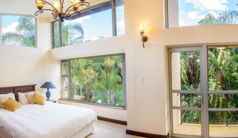 سوئیت جونیور خانوادگی, Mac Atini Guest House