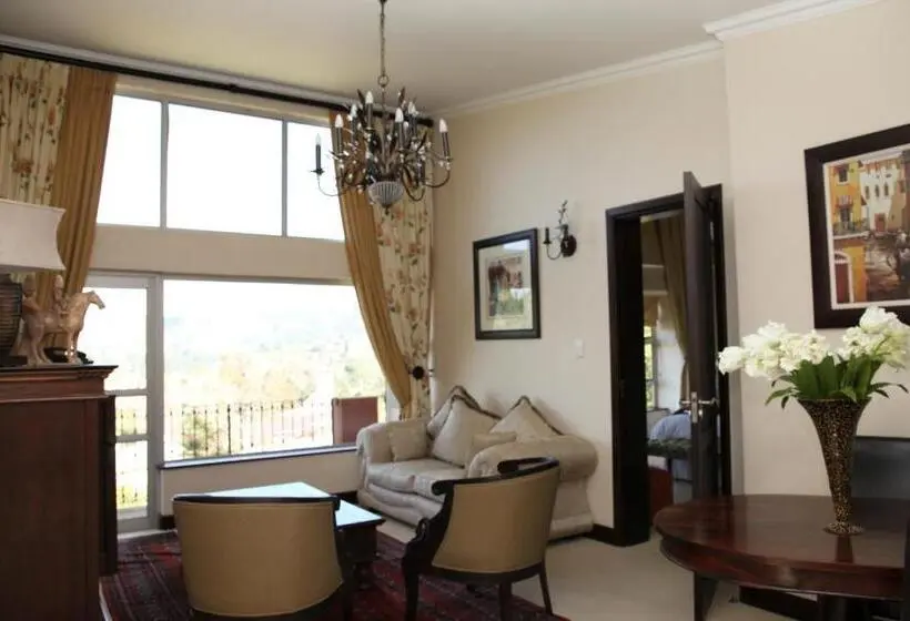 سوییت اجرایی, Mac Atini Guest House