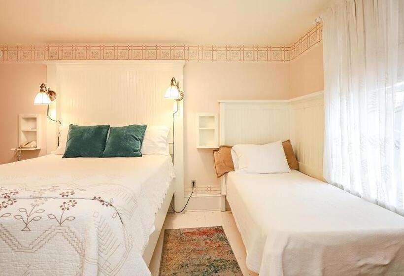 Трехместный Номер Superior, The Charlotte Hotel & Restaurant