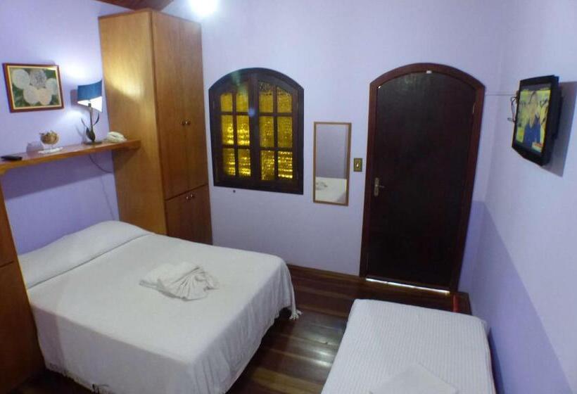 스탠다드 트리플 룸, Pousada Venezia