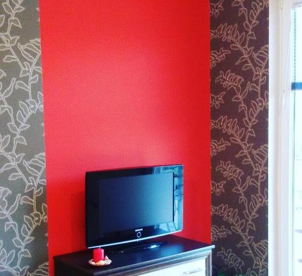 سوییت, Apartmani Rale Rooms