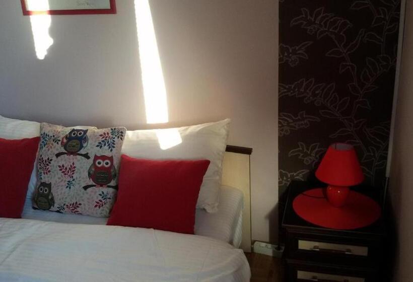 سوییت, Apartmani Rale Rooms