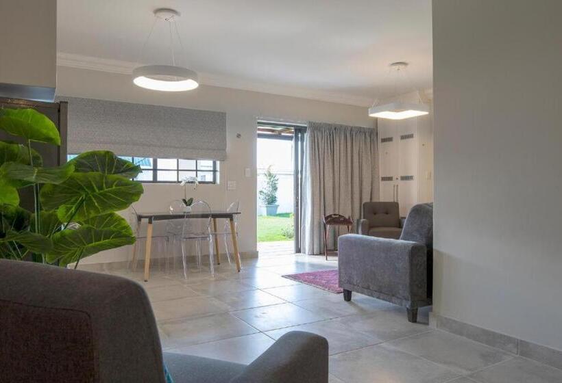 מיטת קינג בסוויטה, Arcangeli Wines