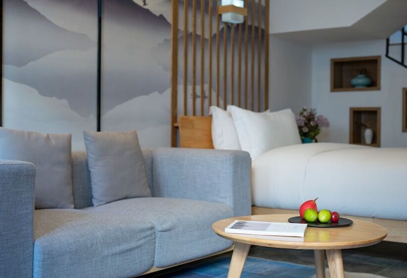 Family Suite, Baiduju