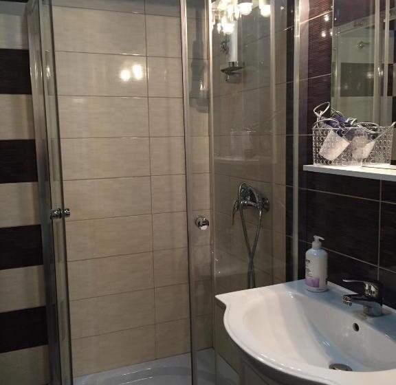 غرفة قياسية سرير كينج, Casa Florea