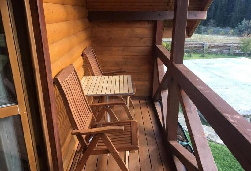 سوئیت با بالکن, Guesthouse Kolo Druziv