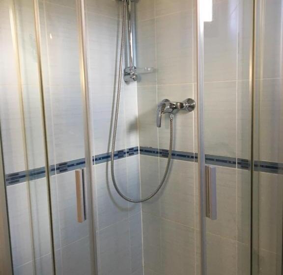 اتاق لوکس با بالکن, Guesthouse Kolo Druziv