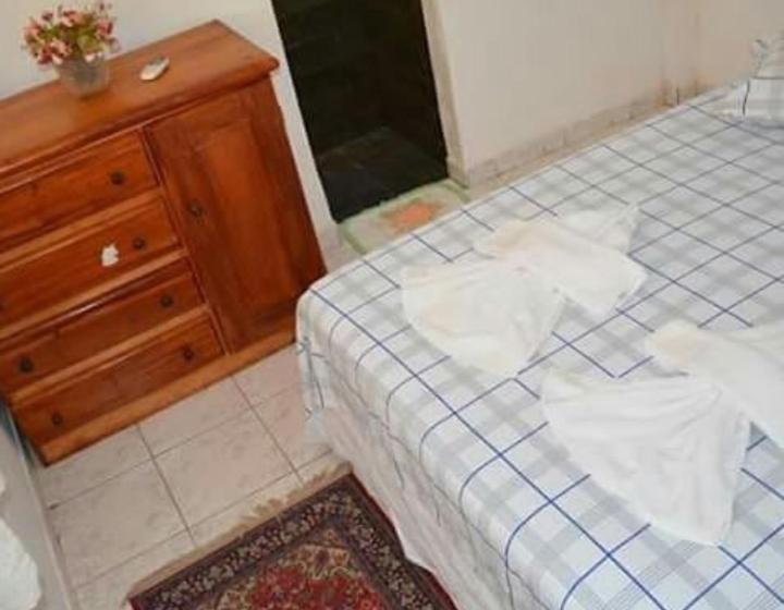 חדר משפחתי, Nossa Senhora Aparecida