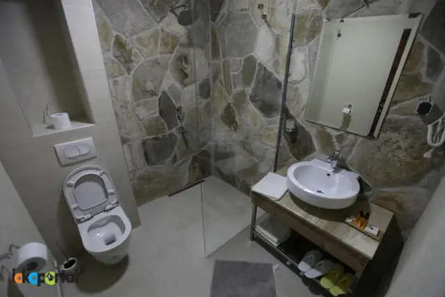 اتاق لوکس, Stara Hercegovina