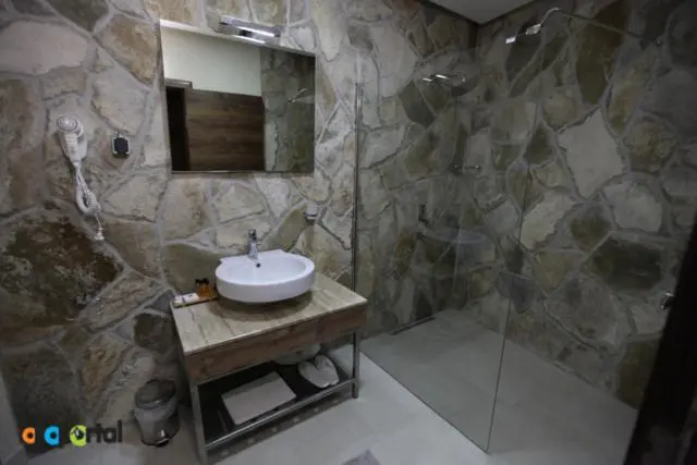 اتاق لوکس, Stara Hercegovina