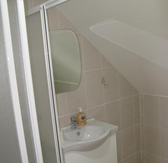 اتاق چهار تخته با دستشویی مشترک, Etno Domaćinstvo Milenković