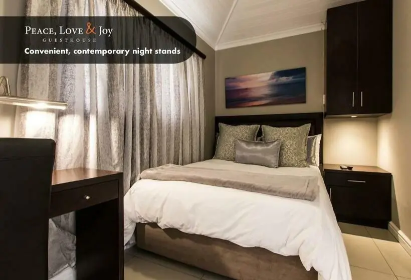 اتاق لوکس, Peace Love And Joy Self Catering Units