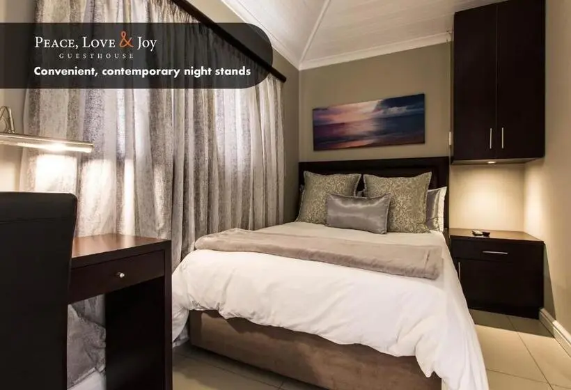 اتاق استاندارد, Peace Love And Joy Self Catering Units