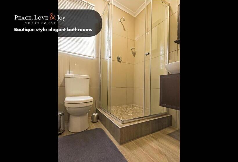 اتاق استاندارد, Peace Love And Joy Self Catering Units
