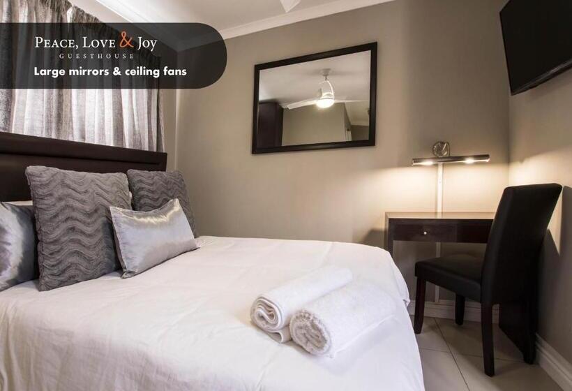 غرفة قياسية, Peace Love And Joy Self Catering Units