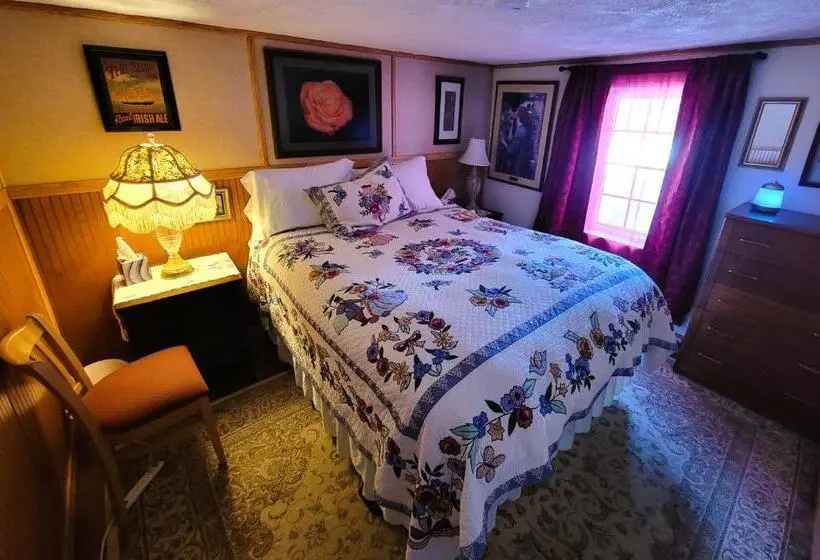 スタンダードルーム, Billie's Backpackers Hostel