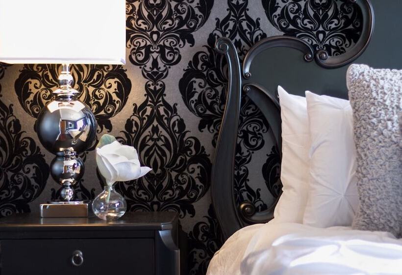 デラックスルーム, Ember Hostel