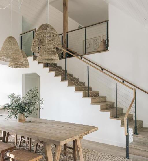 Номер Стандарт, The Surfrider Malibu