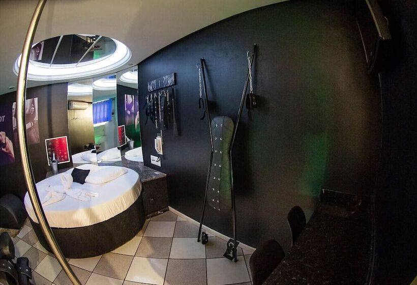 스위트, Motel Paradiso Carazinho Adults Only