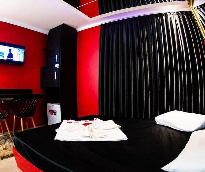 스위트, Motel Paradiso Carazinho Adults Only