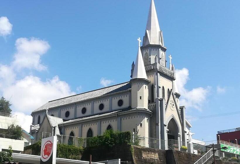 اتاق خانوادگی, Credo Sasebo