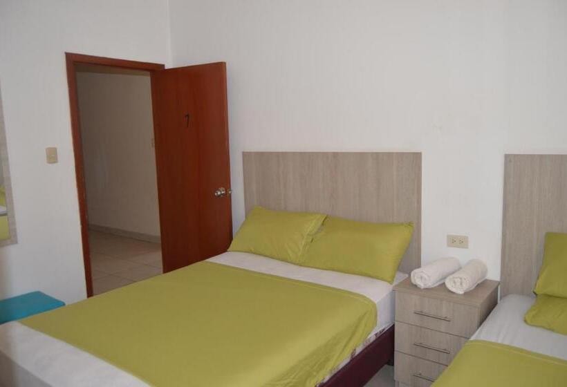 スタンダードルーム, Hostal El Naufrago 1