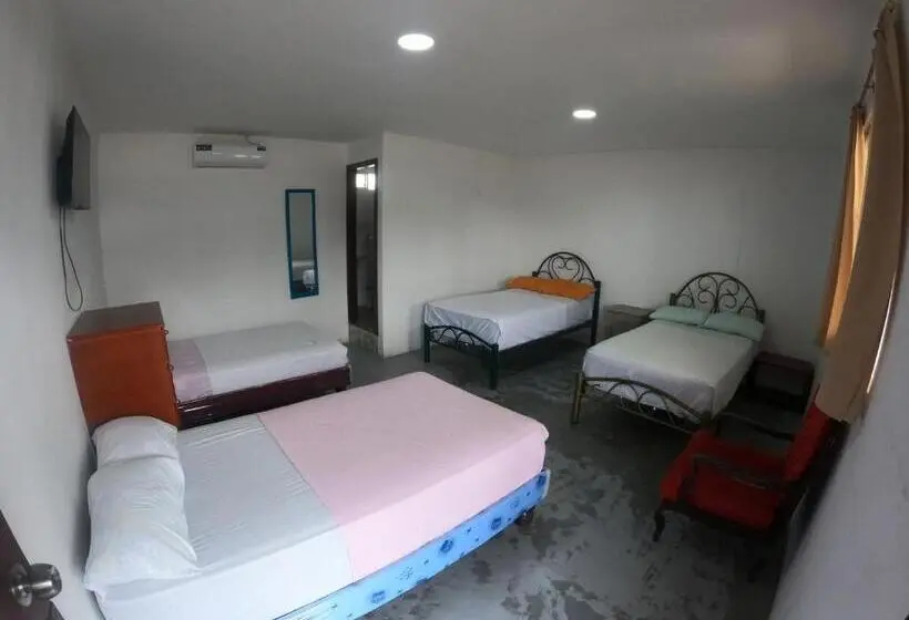 エコノミールーム, Hostal El Naufrago 1
