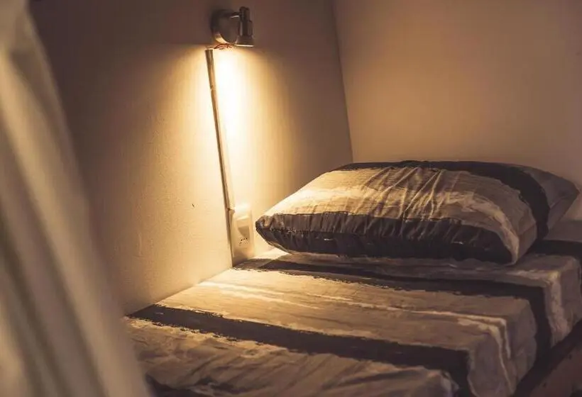 تختخواب در اتاق مشترک, Rocamar Hostel Boutique