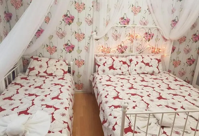 اتاق استاندارد سه نفره, Guesthouse Jasmin