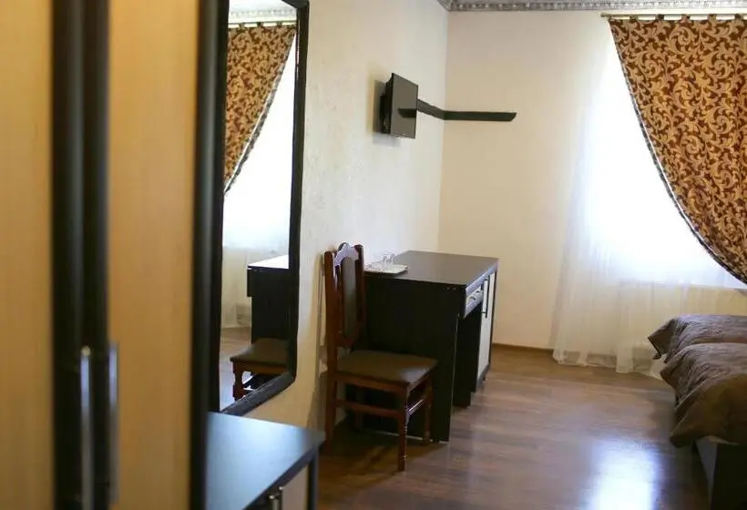 اتاق استاندارد, Astarta Inn