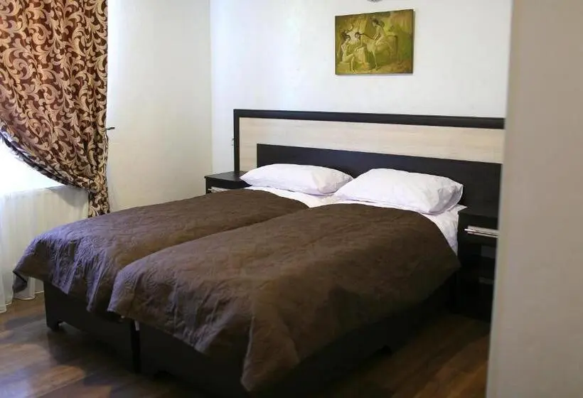 اتاق استاندارد, Astarta Inn