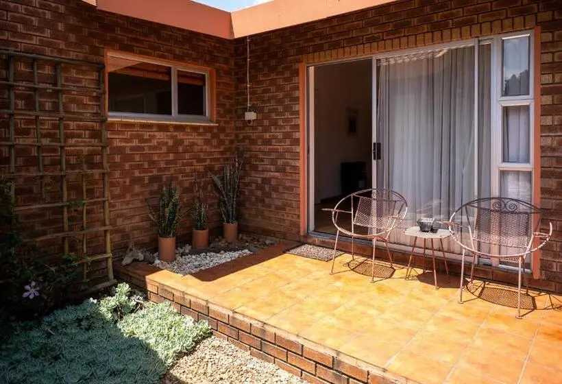 Deluxe-perhehuone, Asante Guest House