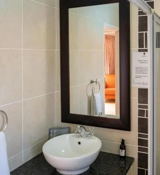 Deluxe-perhehuone, Asante Guest House