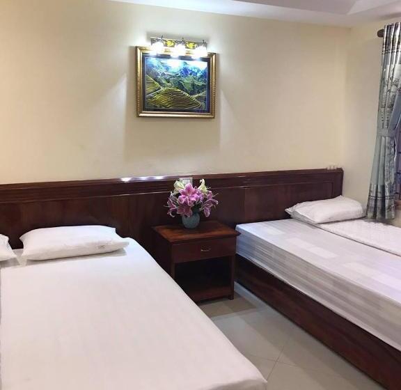 اتاق خانوادگی با چشم‌انداز باغ, Camellia Guest House