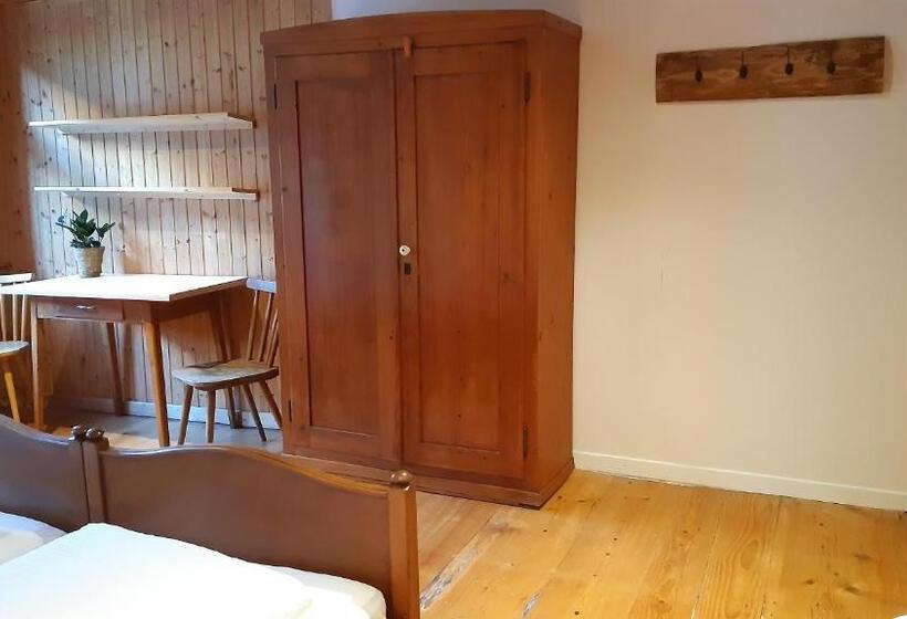 חדר סטנדרט לשלושה, Landhaus Bad Hopfreben