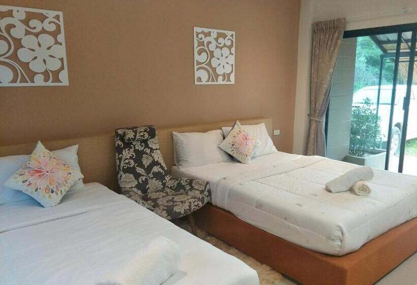 חדר אקונומי לשלושה, Suwi Coco Ville Resort