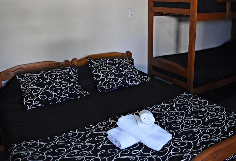 Бунгало Стандарт, Esquina Apart