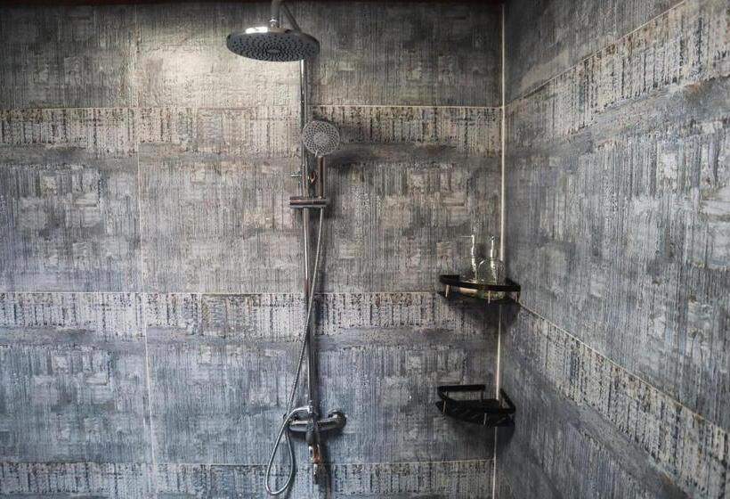 بنجلو قياسى, Devi Kampot Resort At Phum Kampot