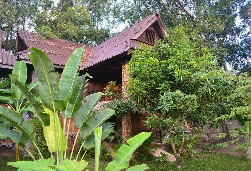 فيلا غرفة نوم واحدة مطلة على الحديقة, Devi Kampot Resort At Phum Kampot