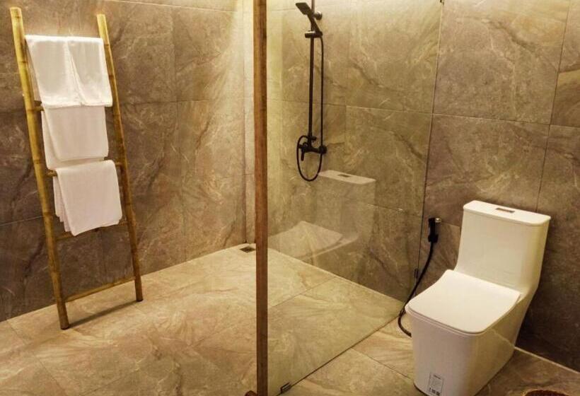 غرفة عائلية مطلّة علي الحديقة, Devi Kampot Resort At Phum Kampot