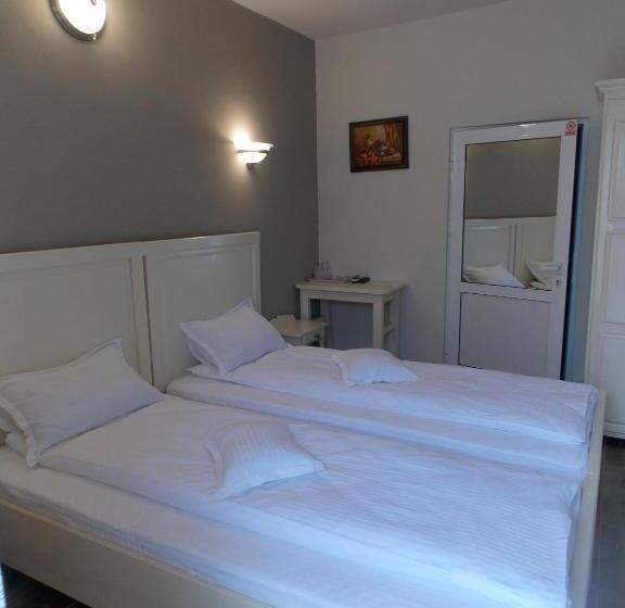 スタンダードルーム, Pensiune Xe Mar