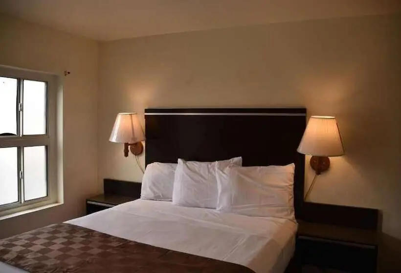 スタンダードルーム, Baycities Motel